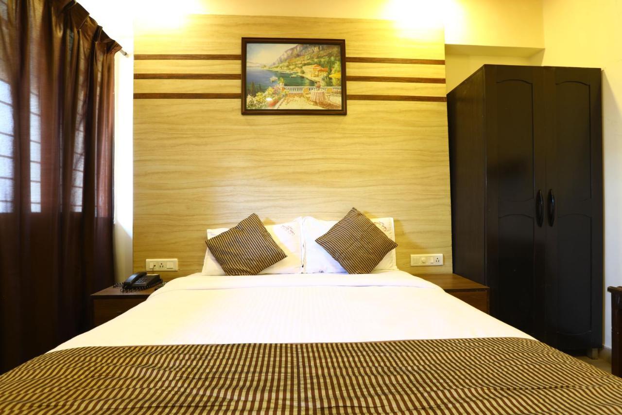 Hotel Sona Panaji Bagian luar foto