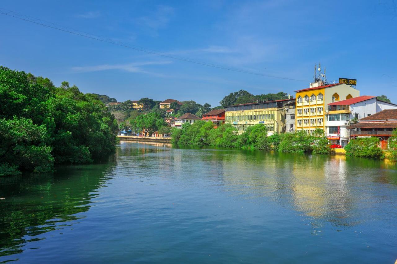 Hotel Sona Panaji Bagian luar foto